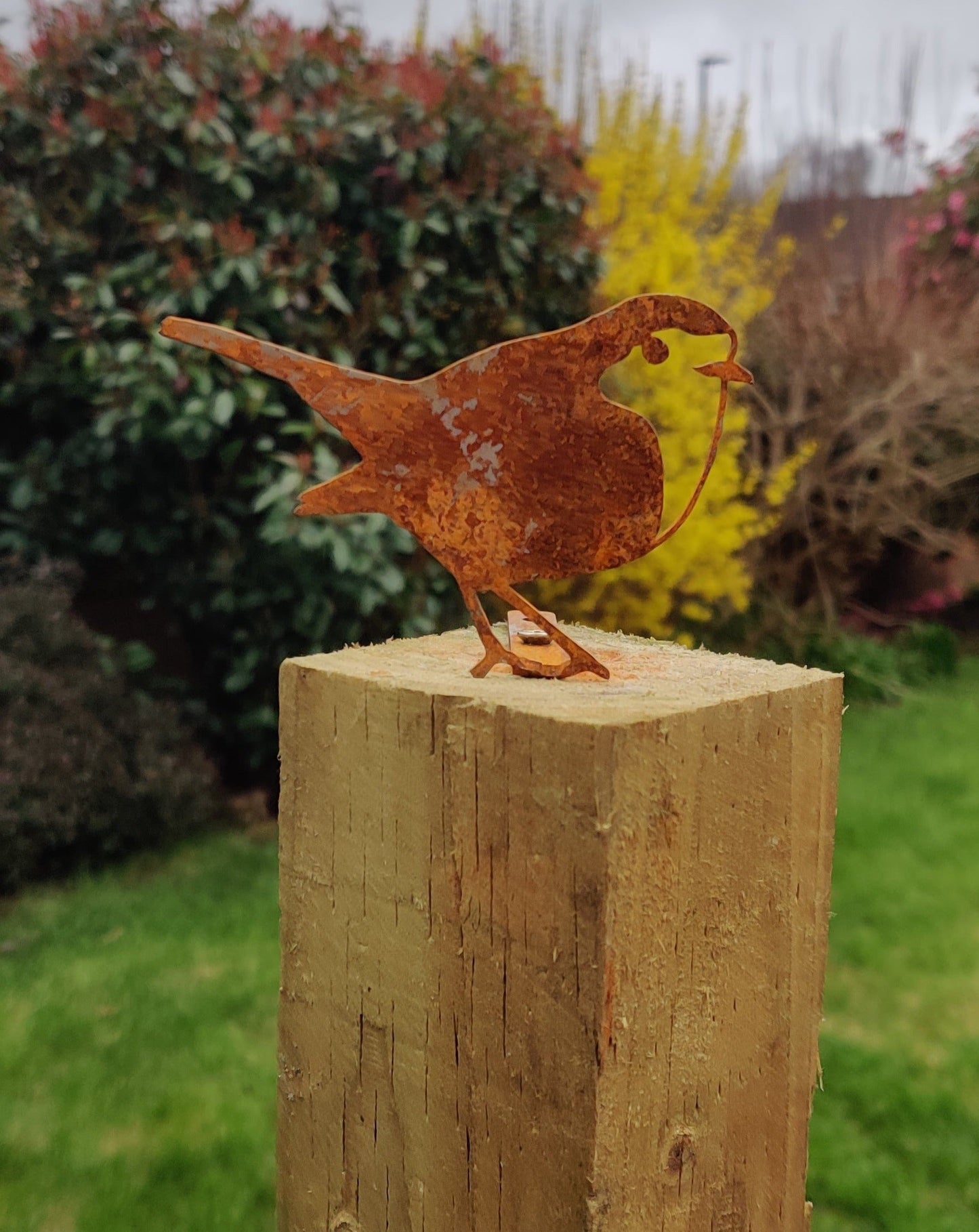 Robin Fence Topper - MetalMotif