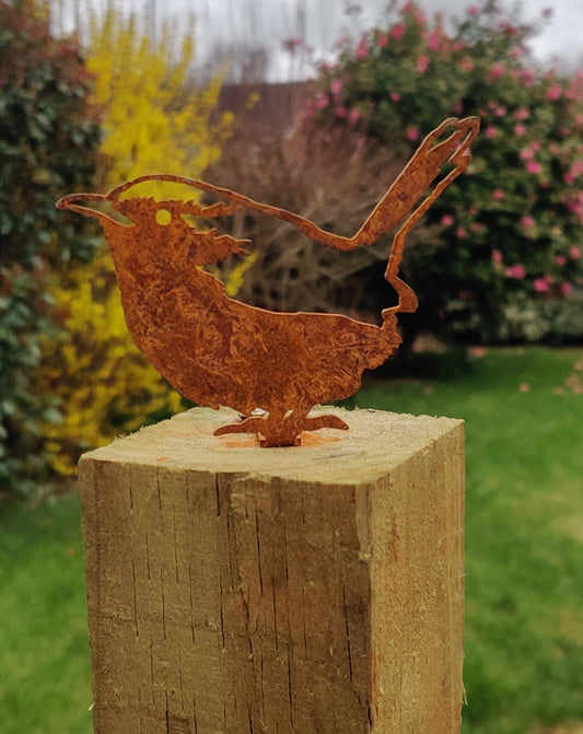 Wren Sat Fence Topper - MetalMotif